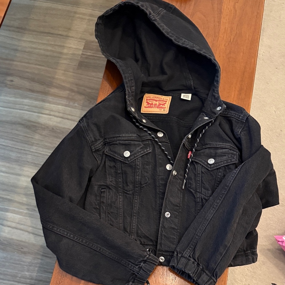 Levi's Black Hooded Cropped Denim Jacket